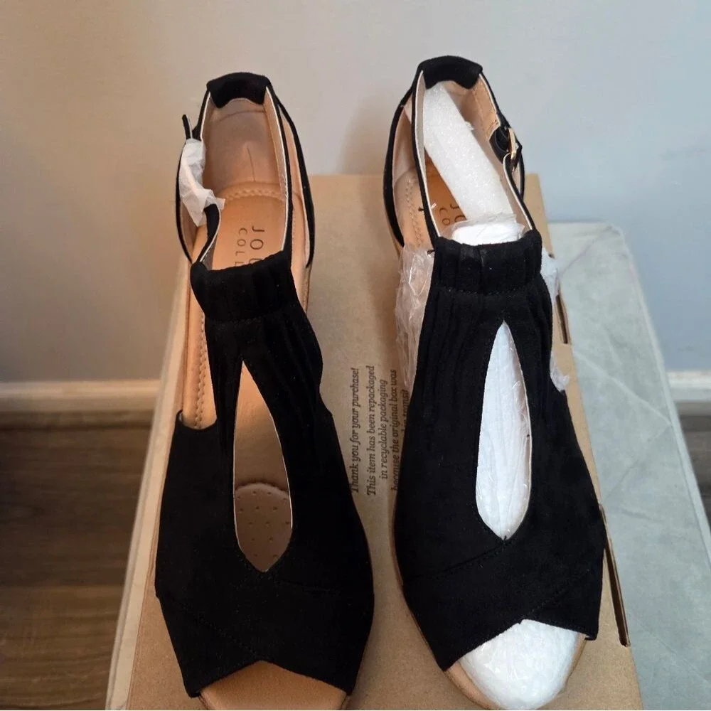 Journee Collection Kedzie Black Women's Wedge Sandals, Sz 8.5, New in the Box